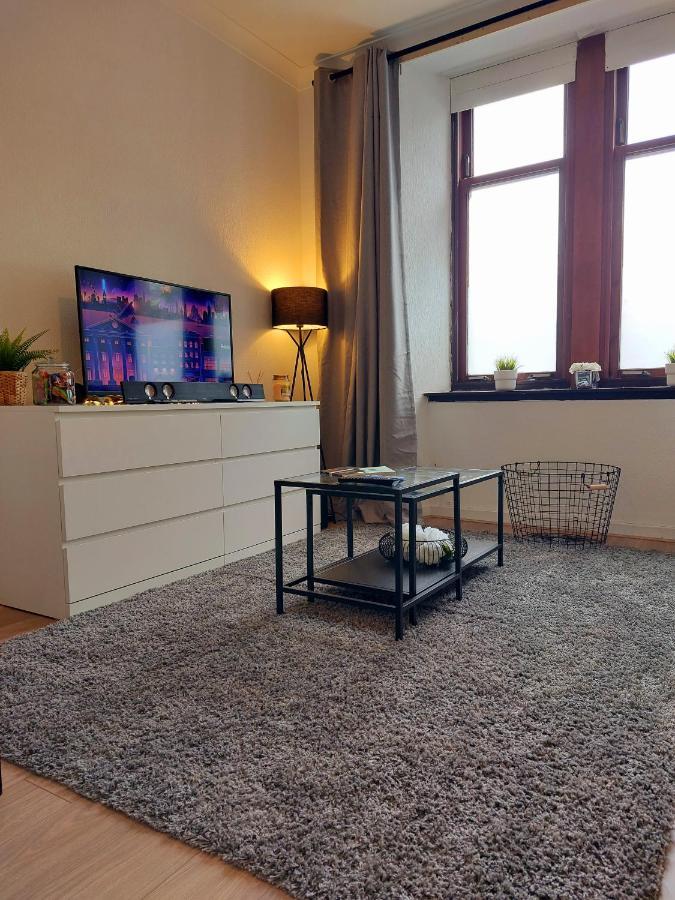 Appartamento Modern & Bright, G/F, 1Br Apt. Real Hidden Gem Hamilton Esterno foto